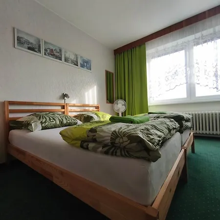Green Room 莫海尔尼采 外观 照片